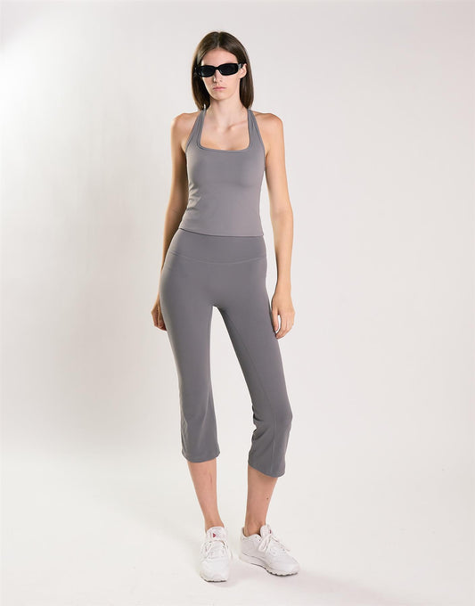Agon Women's Dark Grey Cropped Flare Leggings