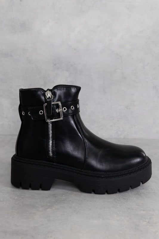 Black Chunky Buckle Chelsea Boots