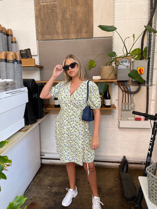 Retro Daisy Wrap Short-Sleeve Mini-Dress