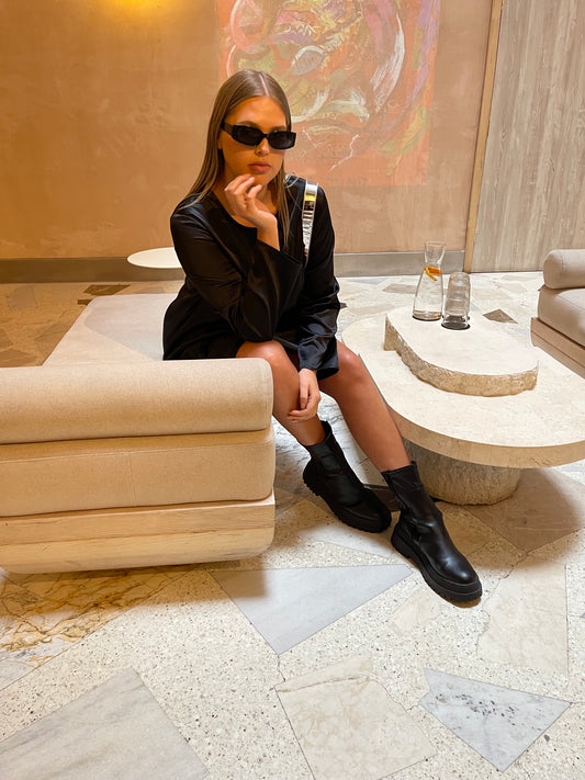 Glamorous Curve Black Satin Long Sleeve Mini Dress