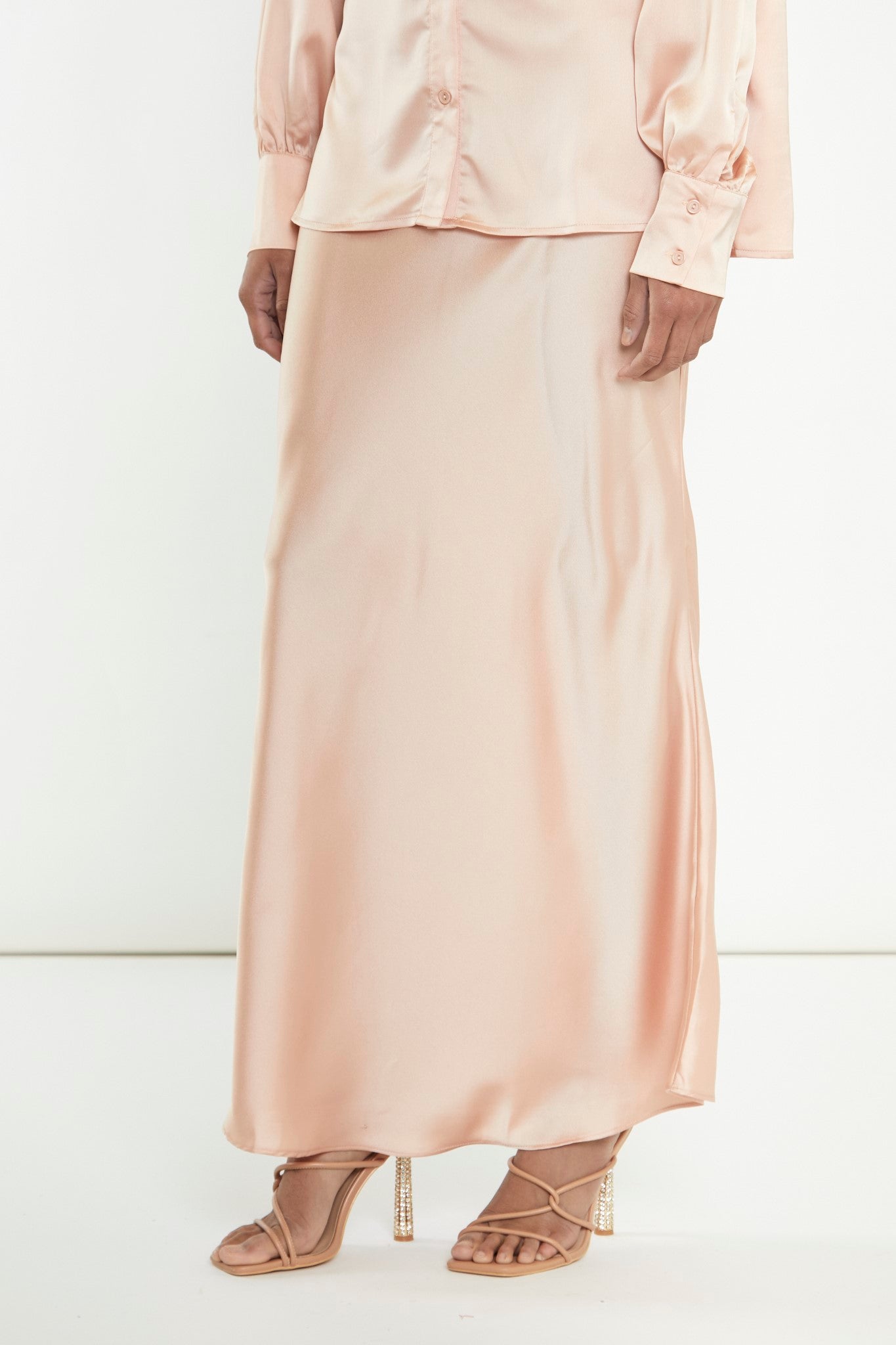 Peach Bias-Cut Maxi-skirt
