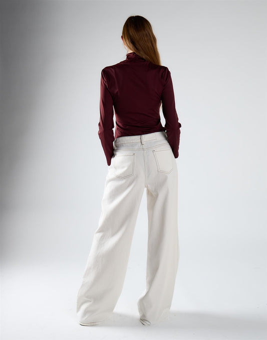 Off-White Wide-Leg Contrast-Stitch Jeans