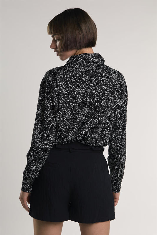 Black High-Waisted-Belted Shorts