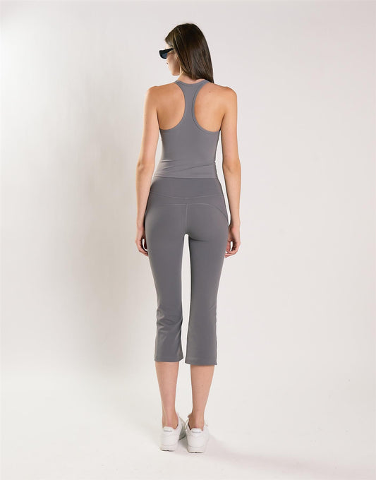 Agon Women's Dark Grey Cropped Flare Leggings