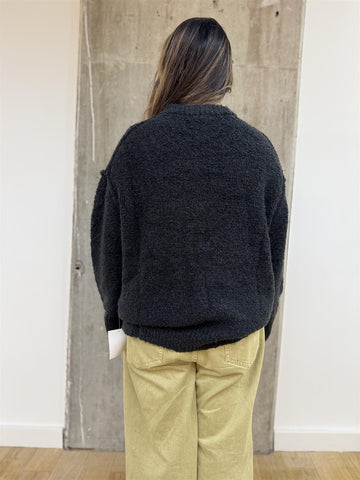Black Oversized-Jumper