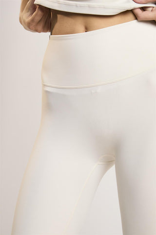 Signature White Flare Leggings