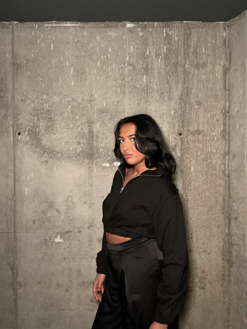 Black Zip- Neck -Jumper