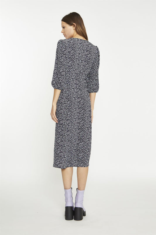 Black-Mini-Leopard-White Contrast-Collar Midi-Dress