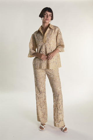 Sand Embroidered Flare Short Sleeve Shirt