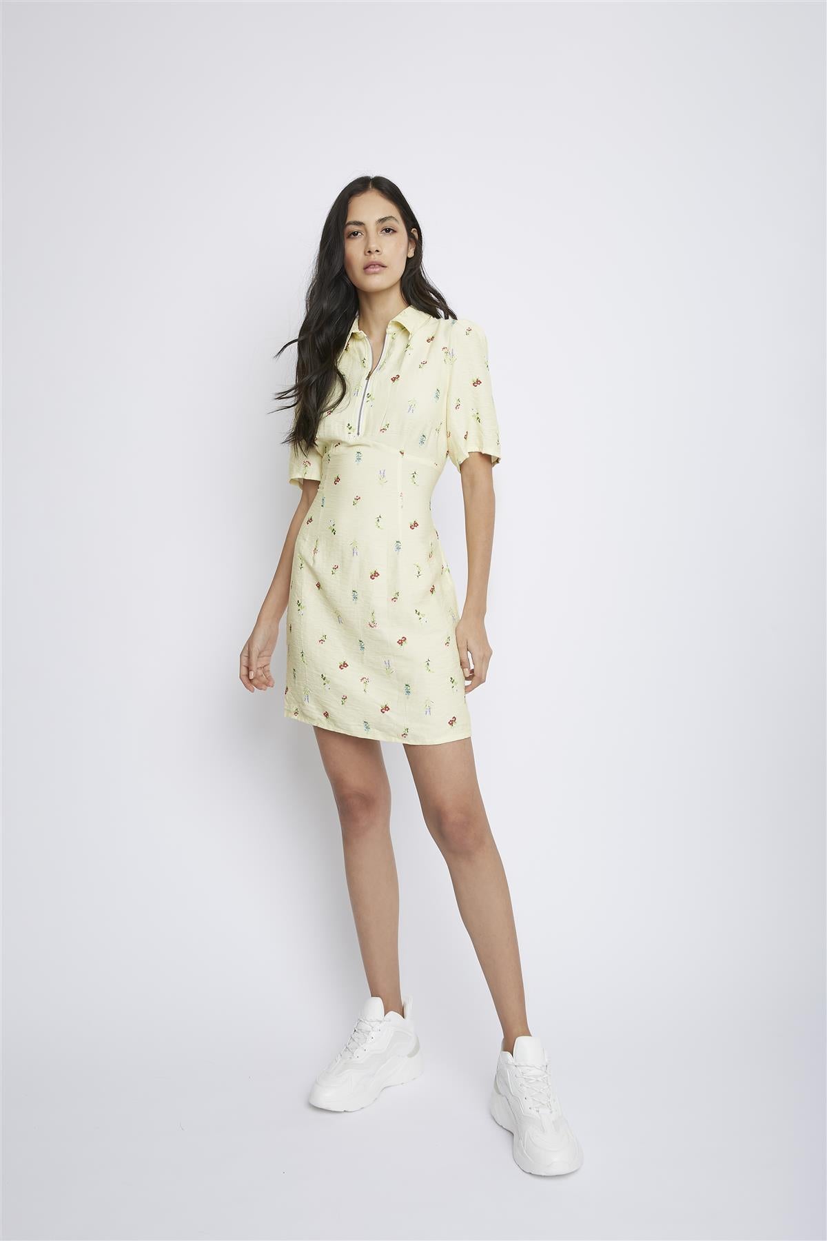 Botanical-Ditsy Cinched-Waist-Quarter-Zip Mini-Dress