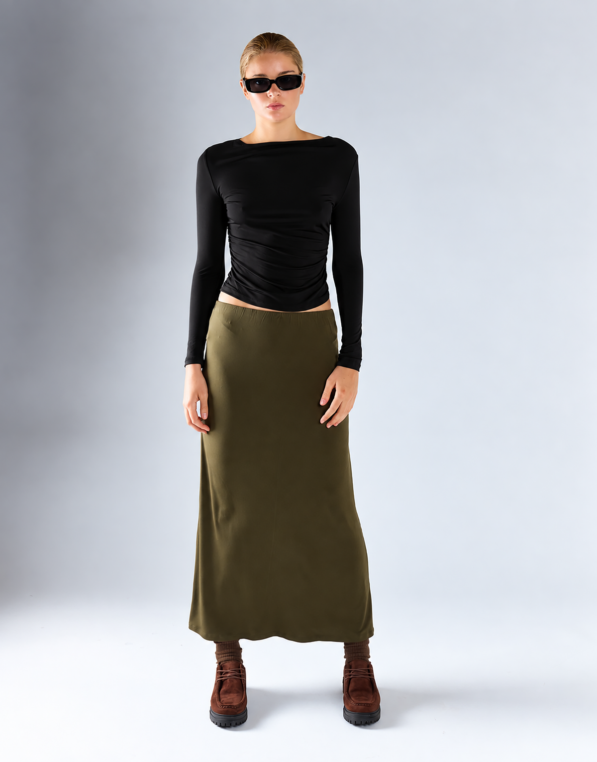 Black Ruched Side Long-Sleeves Boatneck Top