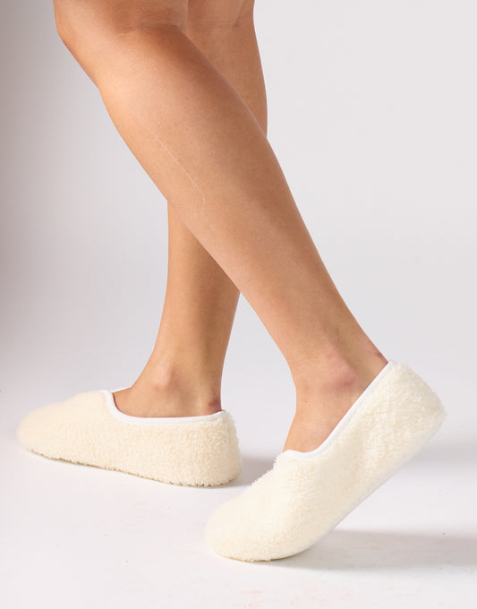 Fluffy Slippers in Cream