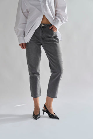 Grey Wash Low-Rise Cropped Jeans