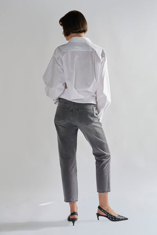 Grey Wash Low-Rise Cropped Jeans