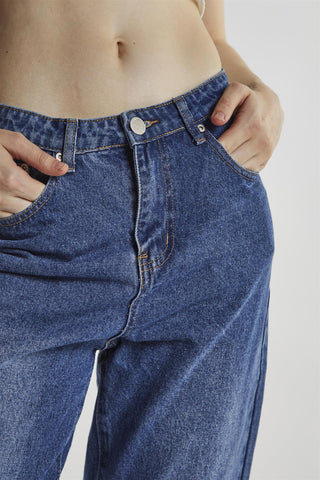 Mid-Stonewash Mom Jeans