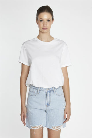 Light Blue-Wash Loose Fit Denim-Shorts