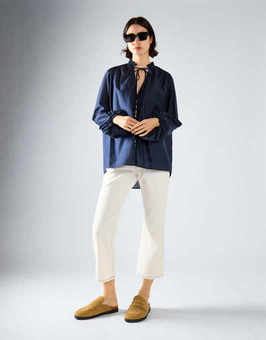 White High-Waisted Ankle Length Jeans