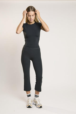 Signature Black Short-Sleeve Top
