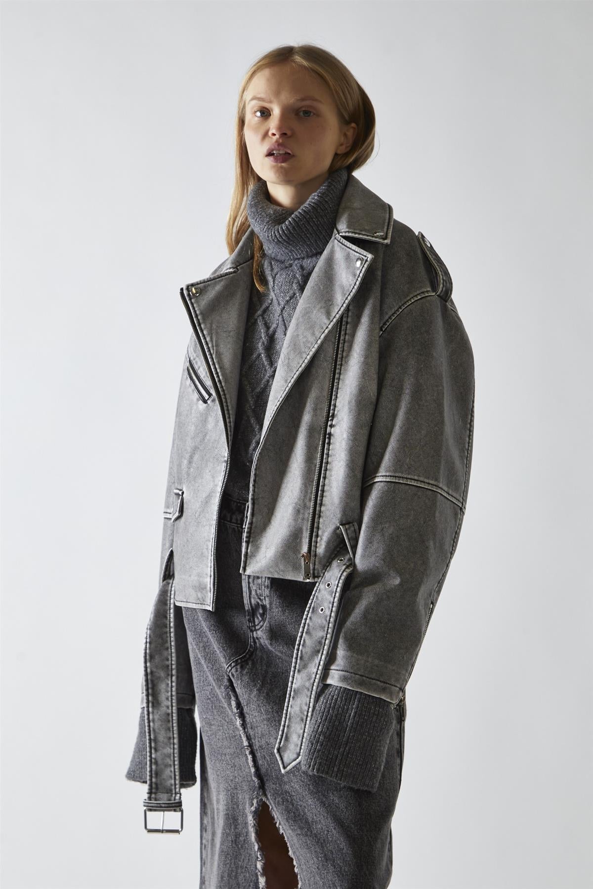 Biker Long sleeve Jacket - Grey Distressed Pu