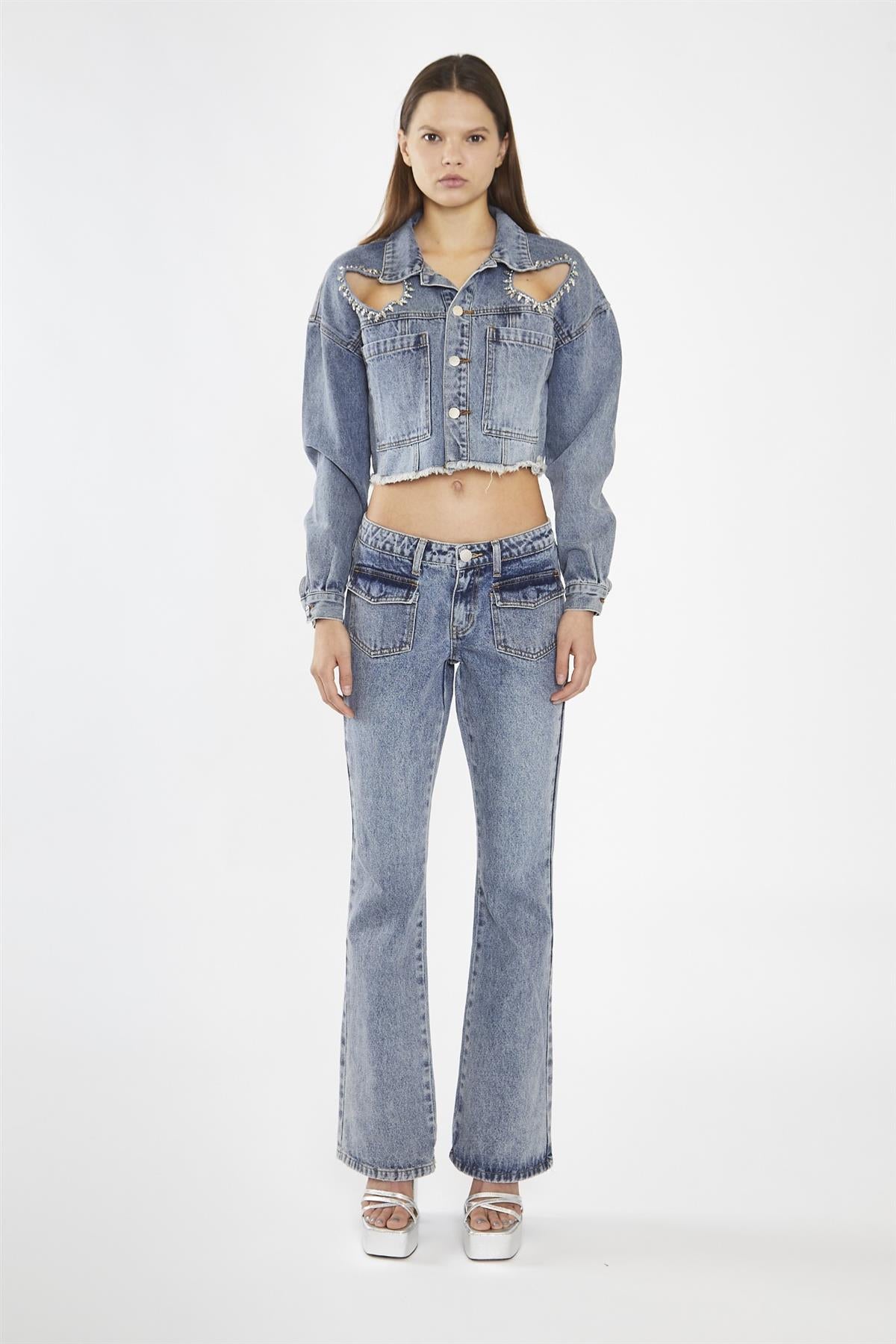 Heavy-Vintage Wash Flared -Jeans