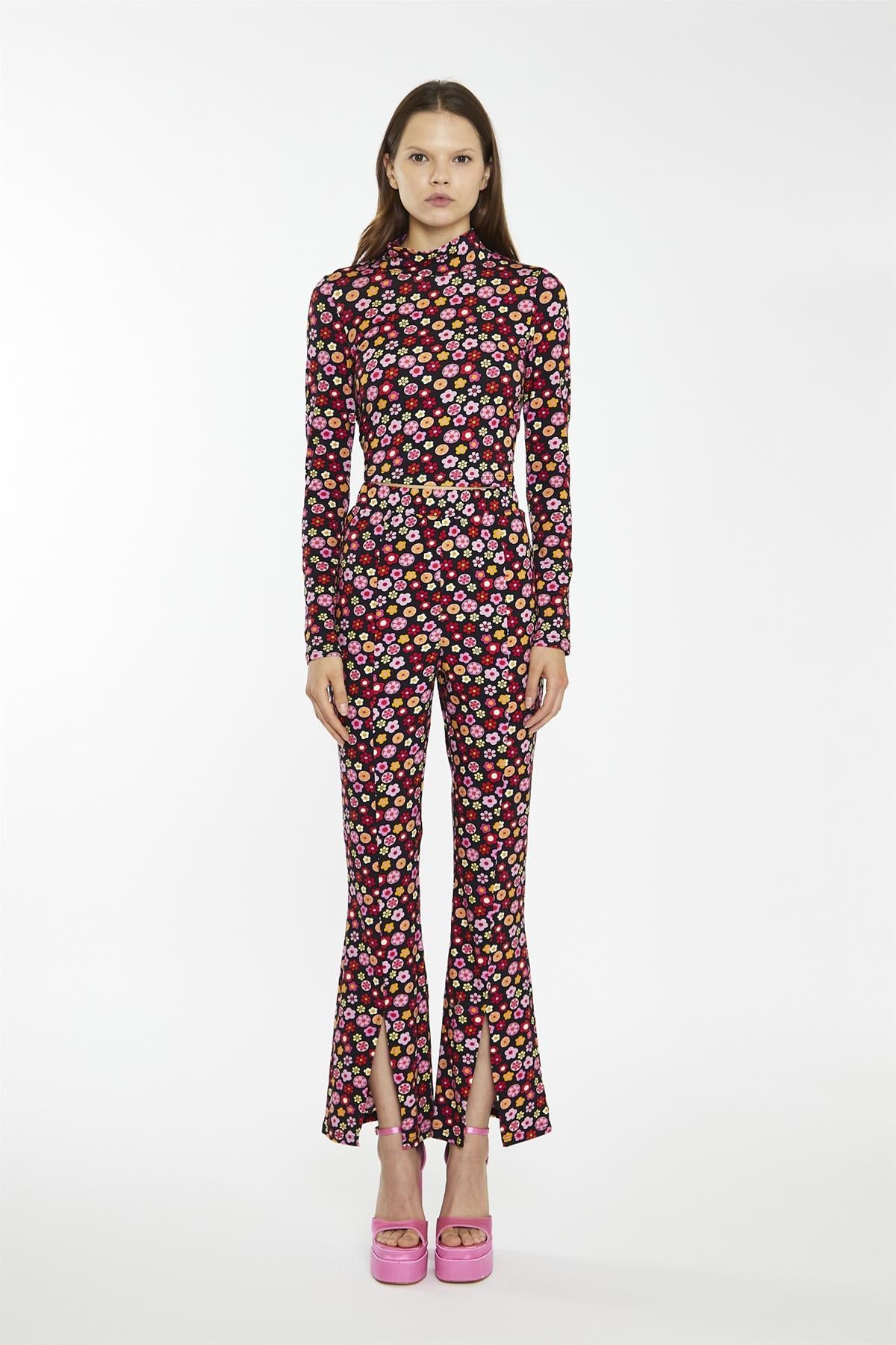 Black-60S-Flower Turtle-Neck Long Sleeve-Top
