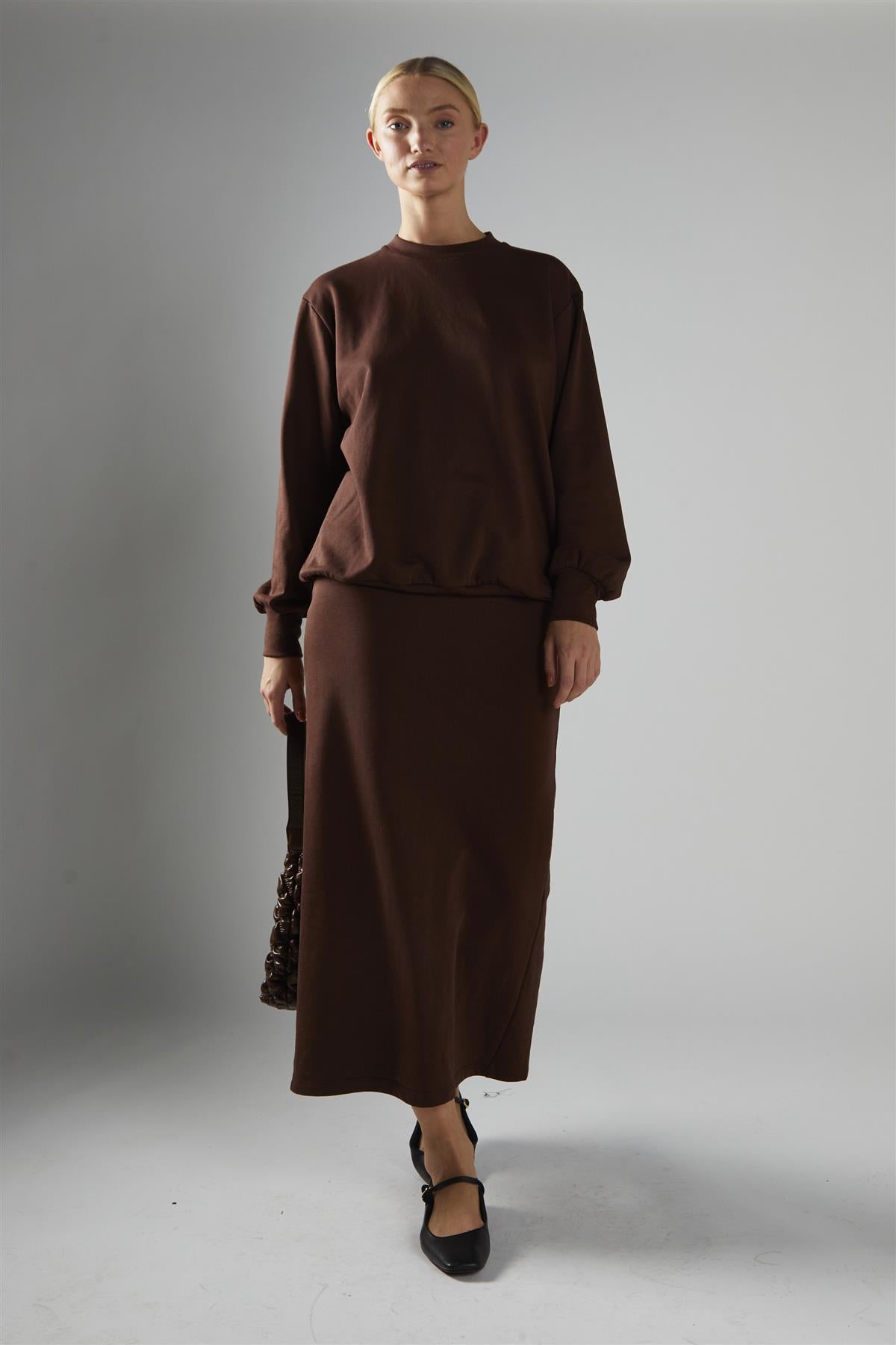 Deep-Brown Pullover Long Sleeve-Top