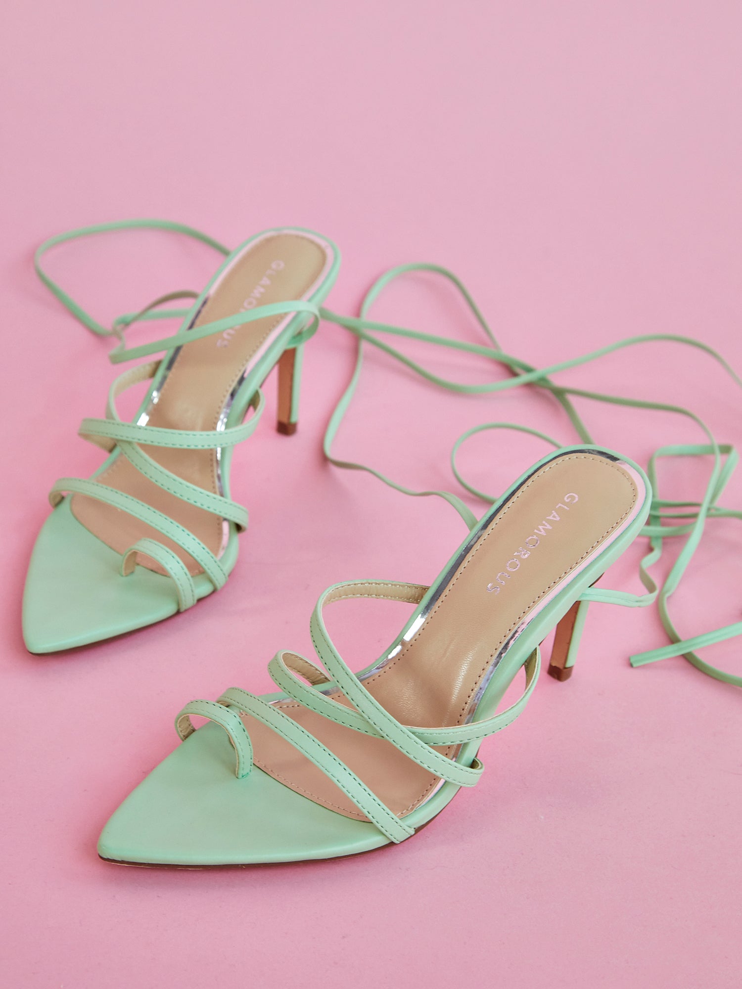 Tie Leg Design Stiletto Heeled Strappy Sandals | Tacchi verde, Scarpe  verdi, Scarpe col tacco