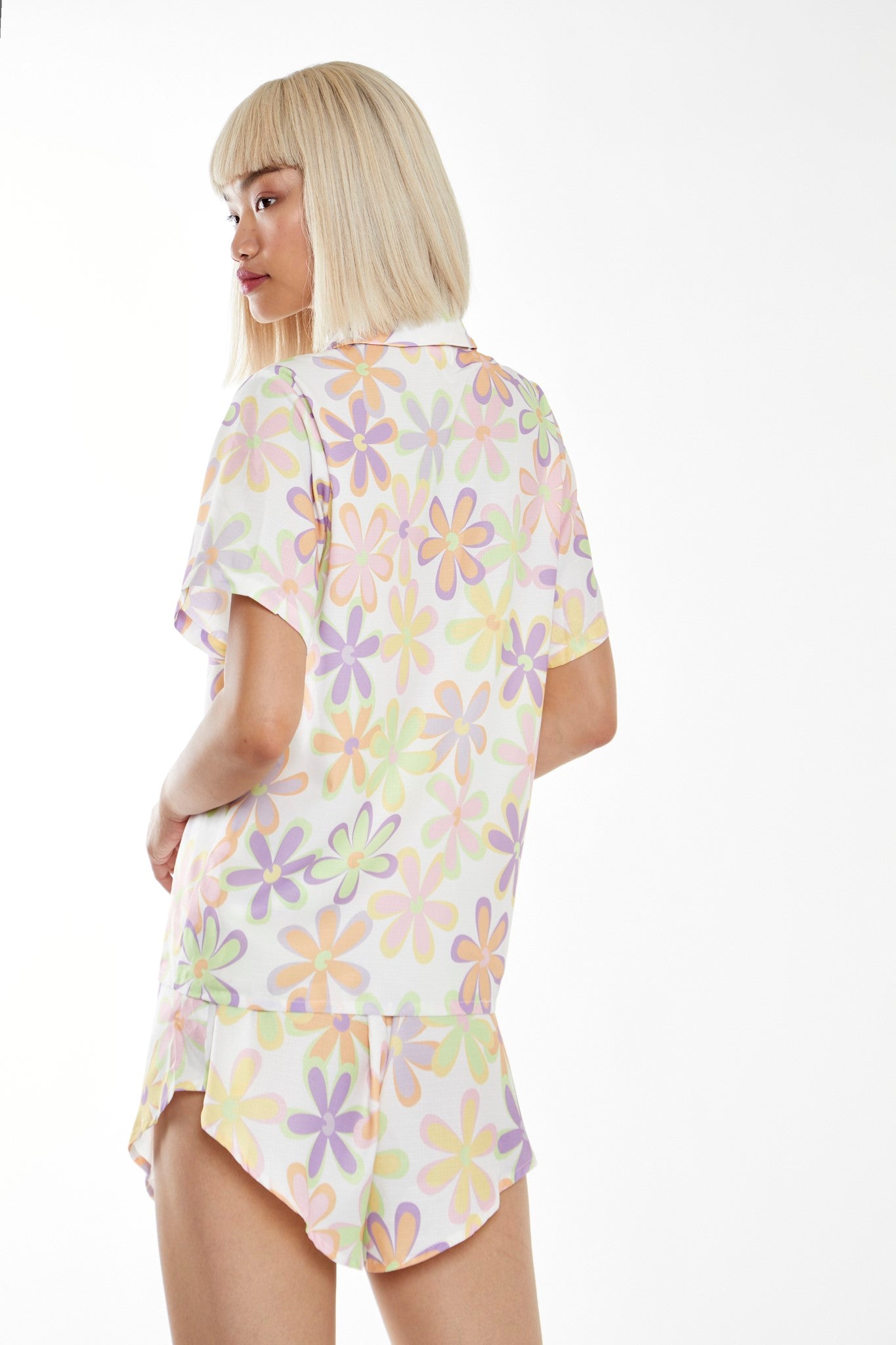 Pastel 60s Floral Loose Fit Collared -shirt