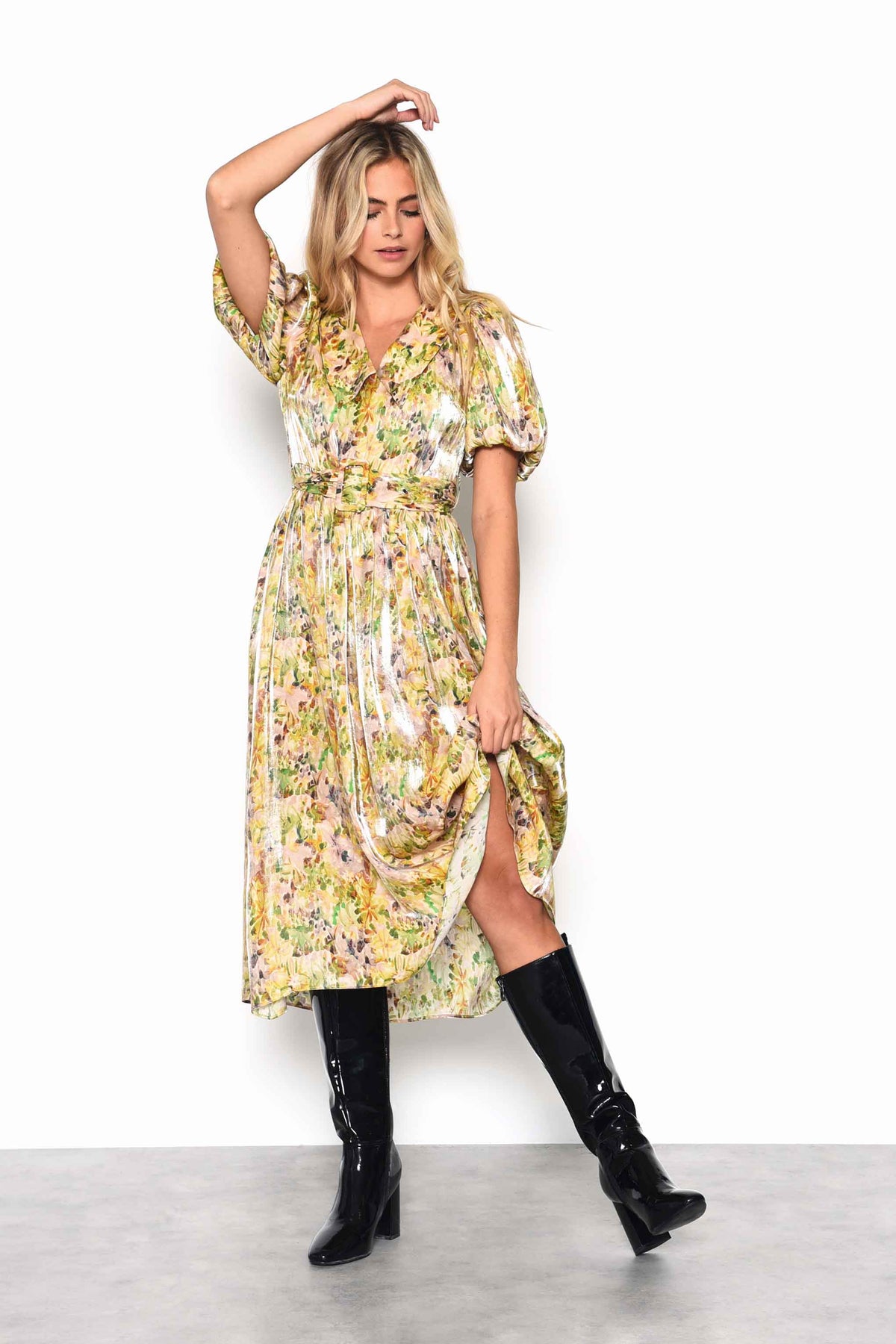 Glamorous Smudgy Floral Belted Midi Dress with Statement Collar and Sleeves