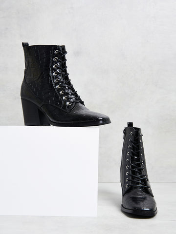 Glamorous Black Lace Up Chunky Heel boots